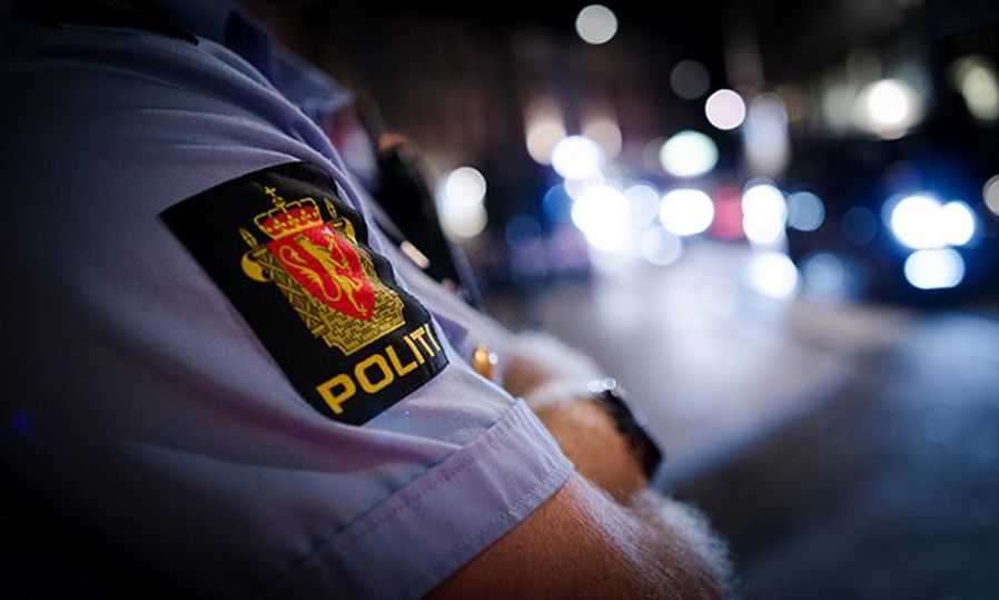 en person i politiuniform